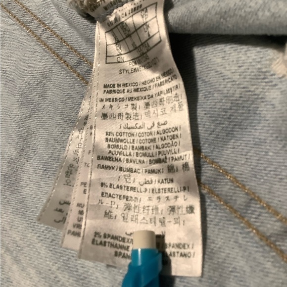 Vintage Guess Distressed Denim Jacket Vest! - Picture 13 of 14